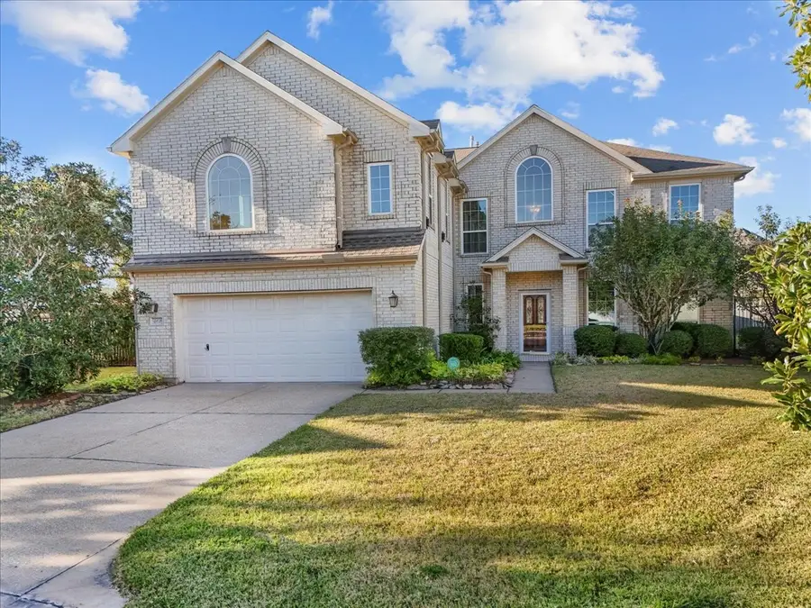 402 Starleaf Lane, Pearland, TX 77584 - Image #2