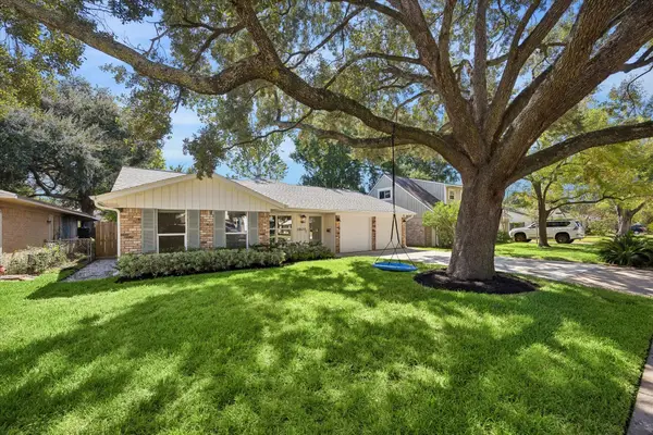 10659 Mayfield Road, Houston, TX 77043