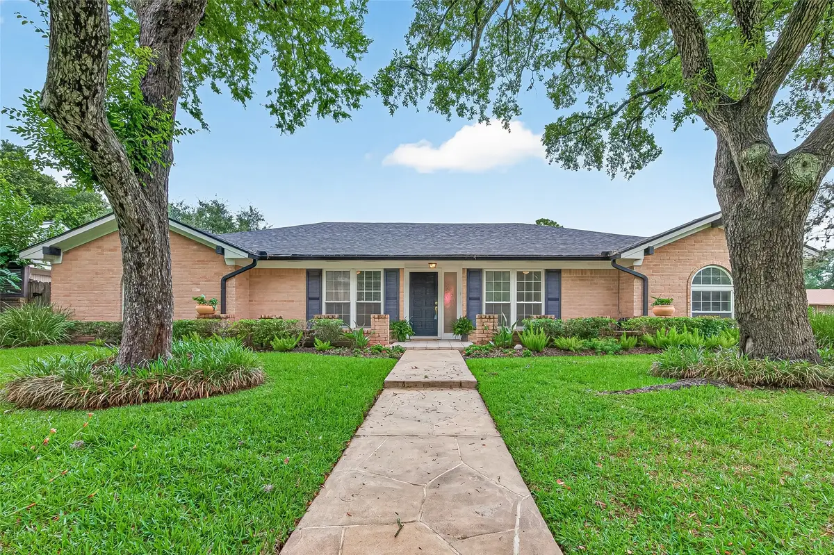 3031 Broadmoor Drive, Sugar Land, TX 77478 - #1