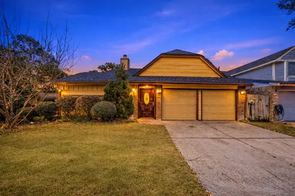 3714 Echo Grove Lane, Houston, TX 77043