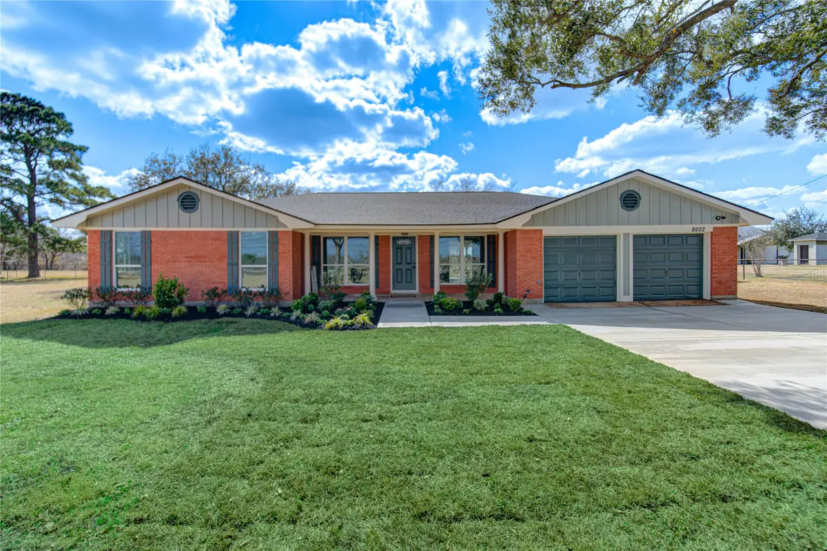 8602 Bissell Road, Manvel, TX 77578 - Image #1