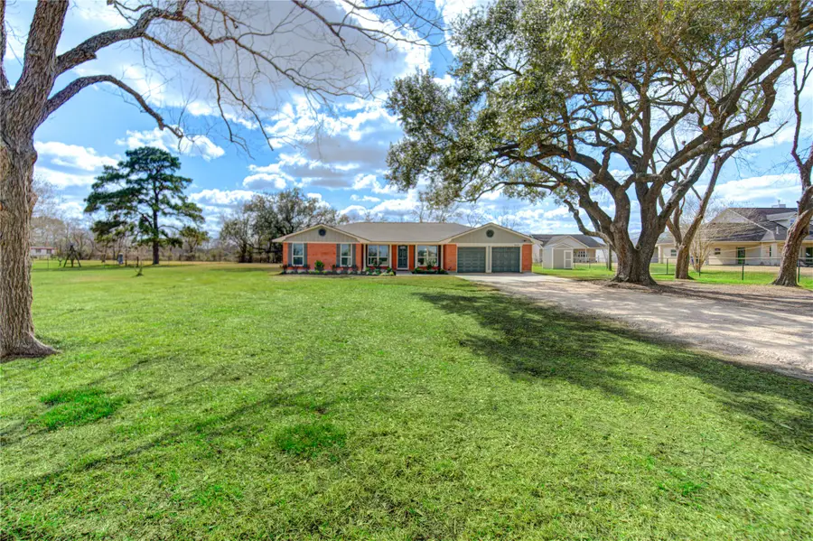 8602 Bissell Road, Manvel, TX 77578 - Image #2