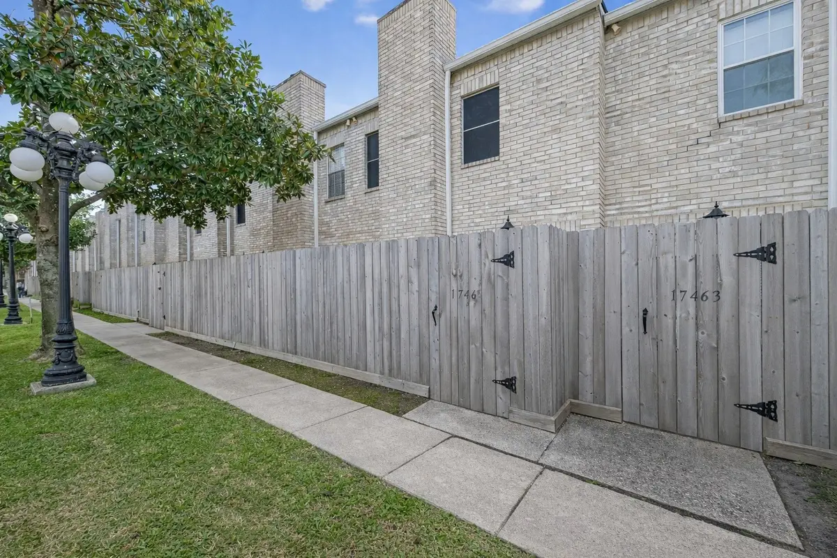 17461 Red Oak Drive #7461, Houston, TX 77090 - Image #1