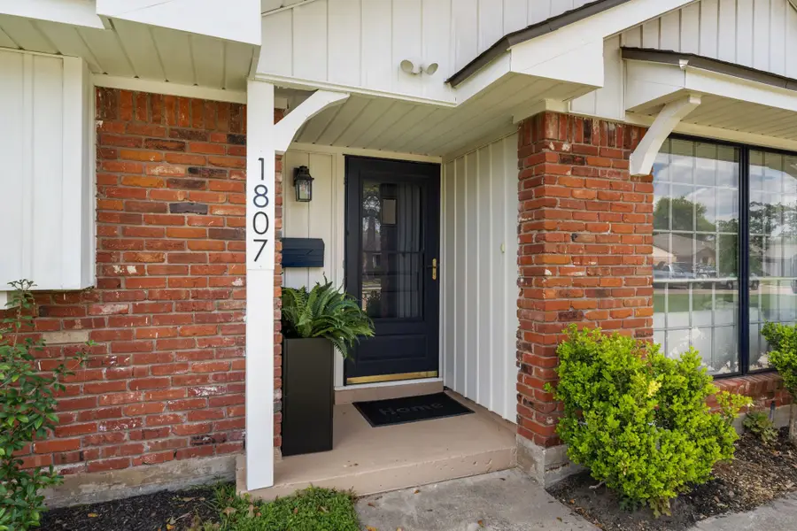1807 Tattenhall Drive, Houston, TX 77008 - #2