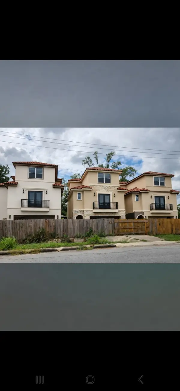 000 Denton Street, Houston, TX 77028