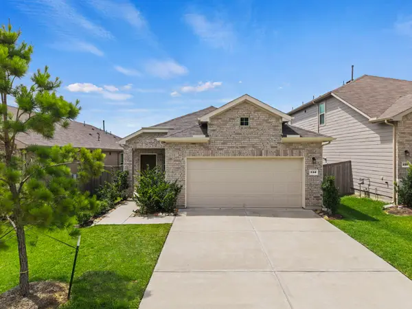 334 Maple Bark Trail, Conroe, TX 77378
