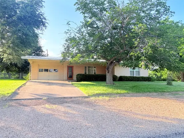 1803 Lantana Ln, Kingsland, TX 78639
