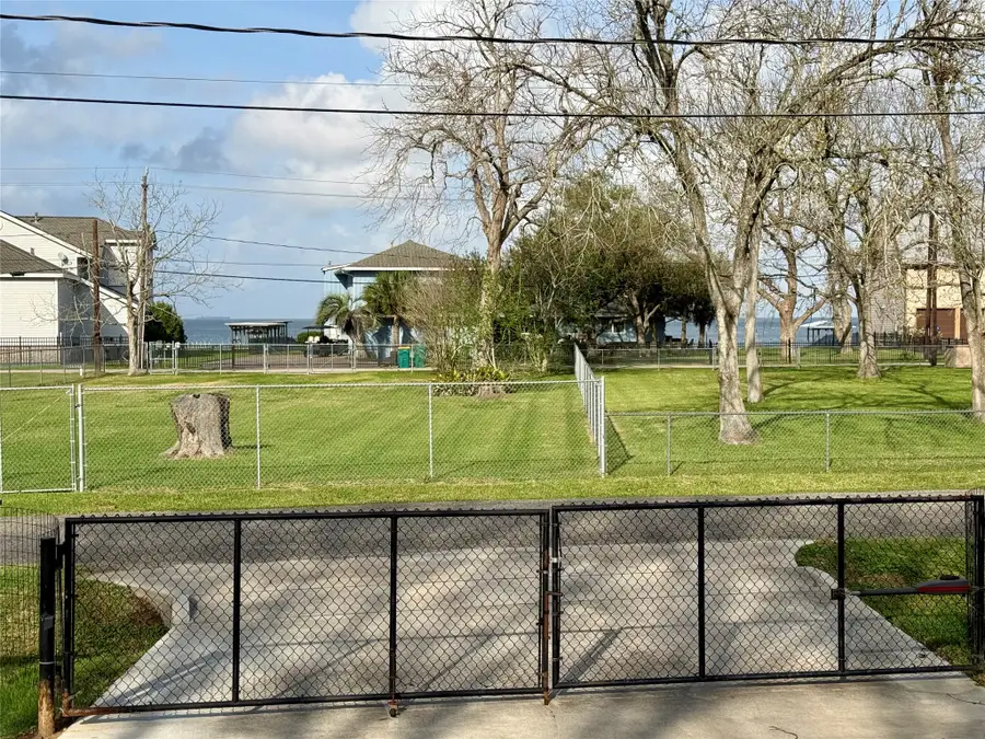 3008 Calhoun Street, Bacliff, TX 77518 - #2