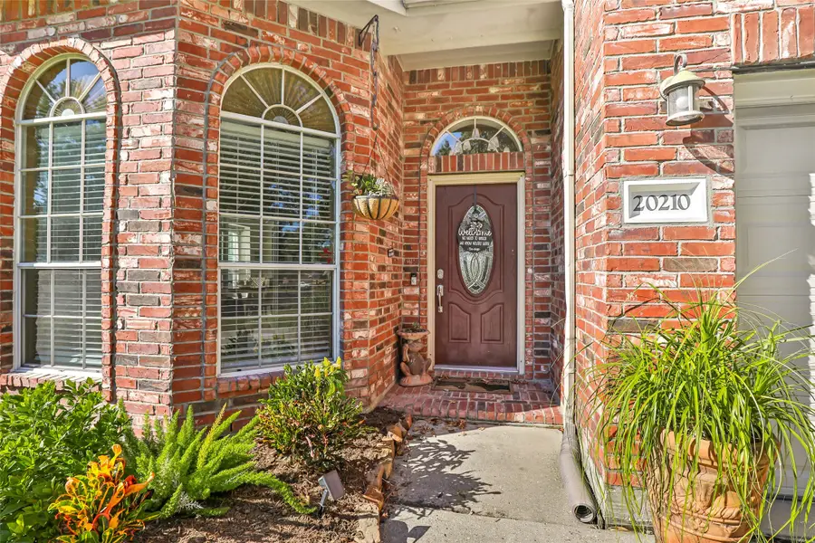 20210 Water Point Trail, Humble, TX 77346 - Image #2