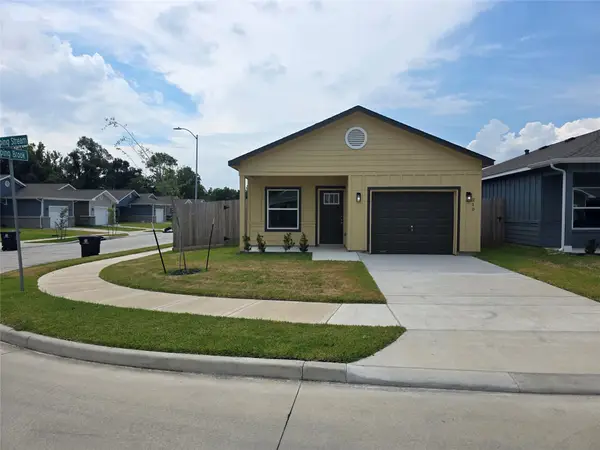 210 Dipping Stream Street, Houston, TX 77076
