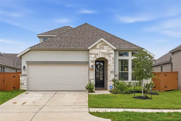 7530 Coral Lake Drive, Cypress, TX 77433