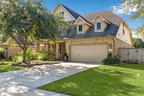 2209 Valley Blossum Lane, League City, TX 77573