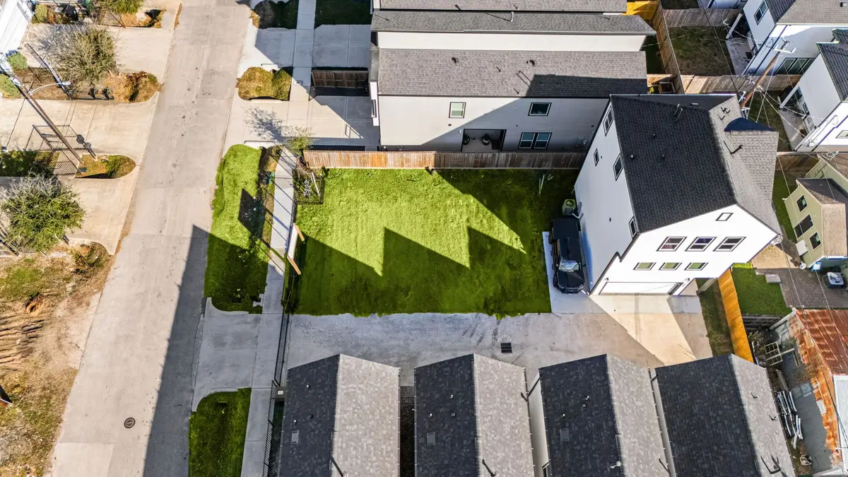 104 E 44th Street, Houston, TX 77018 - #1