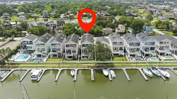 2174 Marina Way, Kemah, TX 77565
