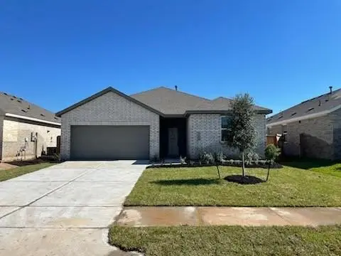 9211 Alaska Shores Drive, Baytown, TX 77521 - #1
