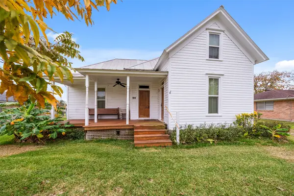 695 Wightman Street, Matagorda, TX 77457