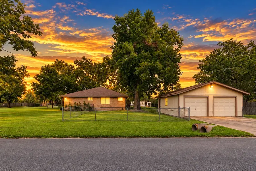 102 Cotton Street, Jones Creek, TX 77541 - #2