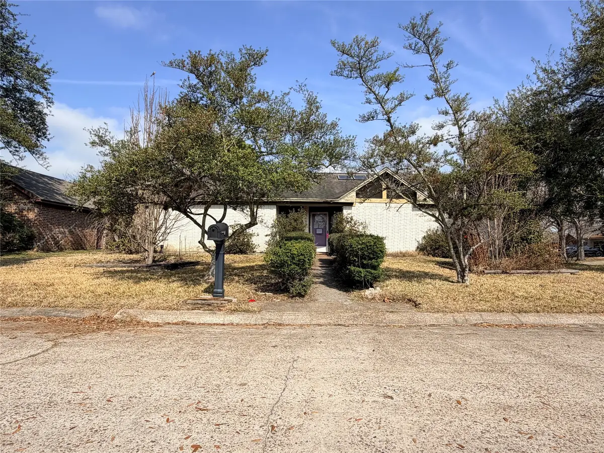 3400 Coachlight Lane, Baytown, TX 77521 - #1