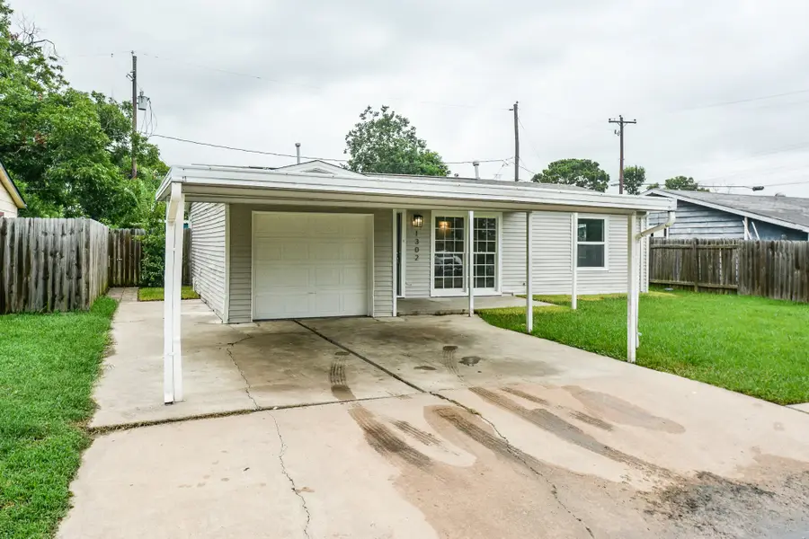 1302 Lamesa Avenue, Pasadena, TX 77506 - #3