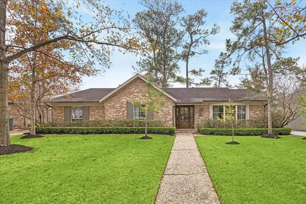 10043 Longmont Drive, Houston, TX 77042