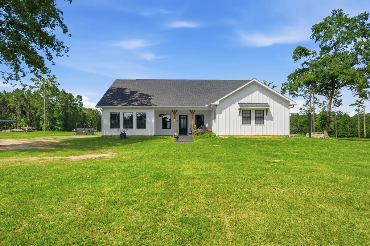 927 Aggie Avenue, Livingston, TX 77351 - #1
