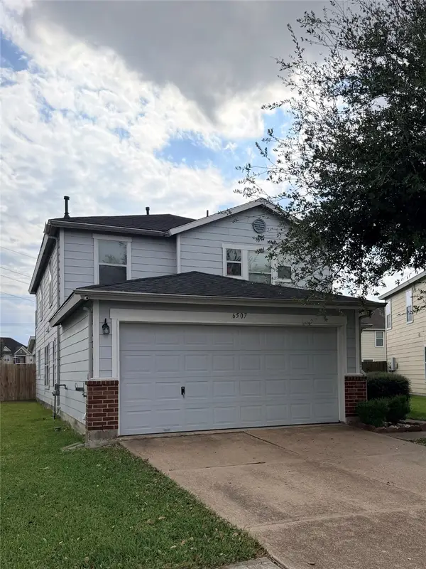 6507 Hawthorne Falls Lane, Houston, TX 77049