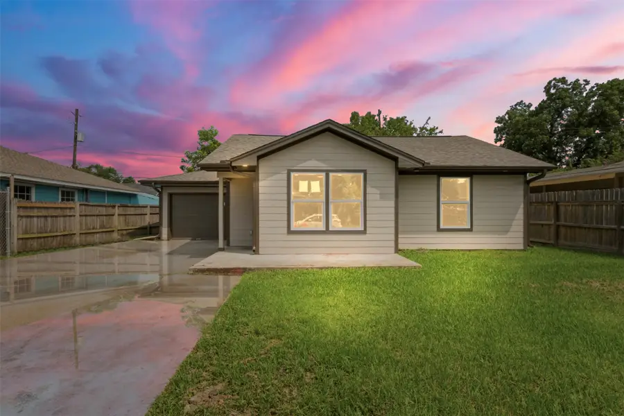 2403 Raymond Street, Pasadena, TX 77506 - #2