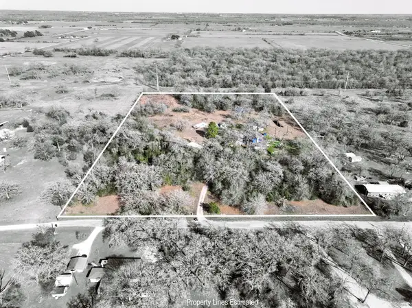 23600 Brazos Estates Road, Hempstead, TX 77445