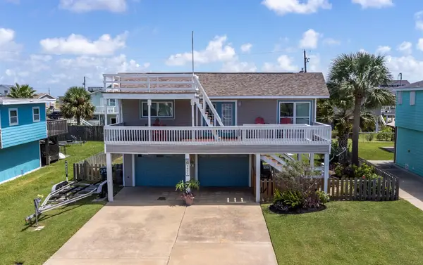 3927 Panola Drive, Galveston, TX 77554