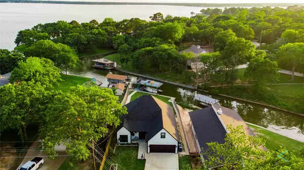 109 Autumn Wood Trail, Gun Barrel City, TX 75156