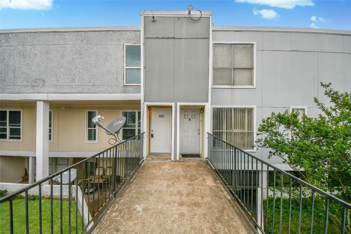 781 Country Place Drive #2021, Houston, TX 77079 - #1