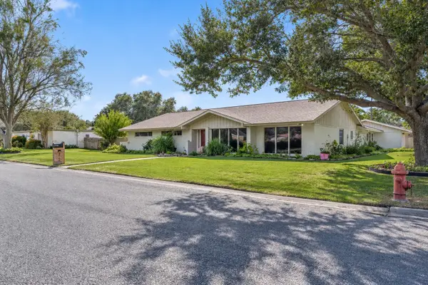 2509 Hutchins Lane, El Campo, TX 77437