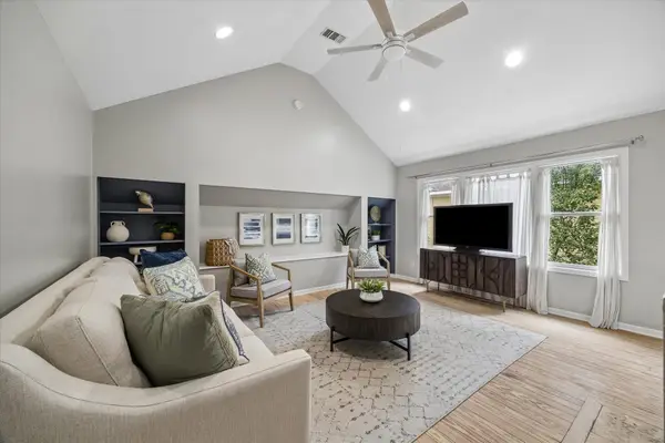 1907 Norfolk Street #B, Houston, TX 77098