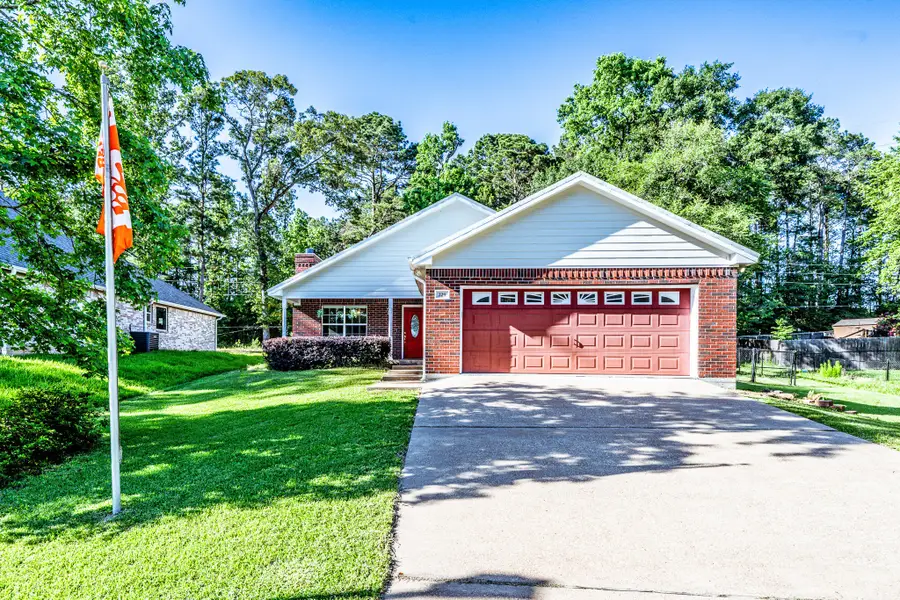 229 Evergreen Drive, Huntsville, TX 77340 - #2