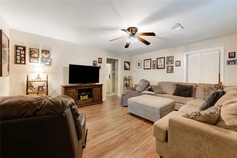 2206 Oaklawn Drive, La Marque, TX 77568 - #2