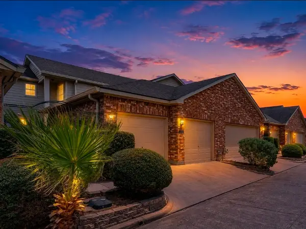 2034 Glencove Drive, Seabrook, TX 77586