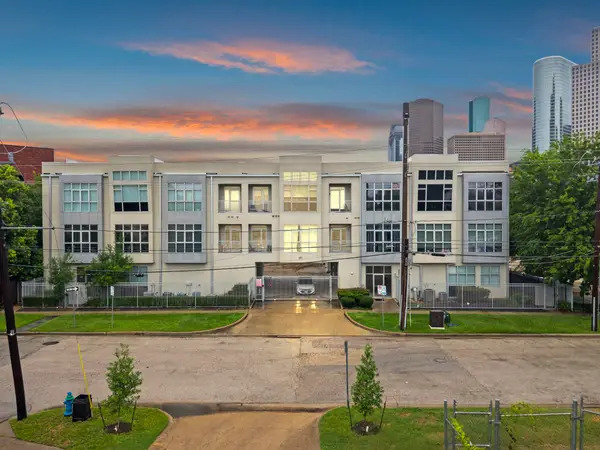 207 Pierce Street #209, Houston, TX 77002