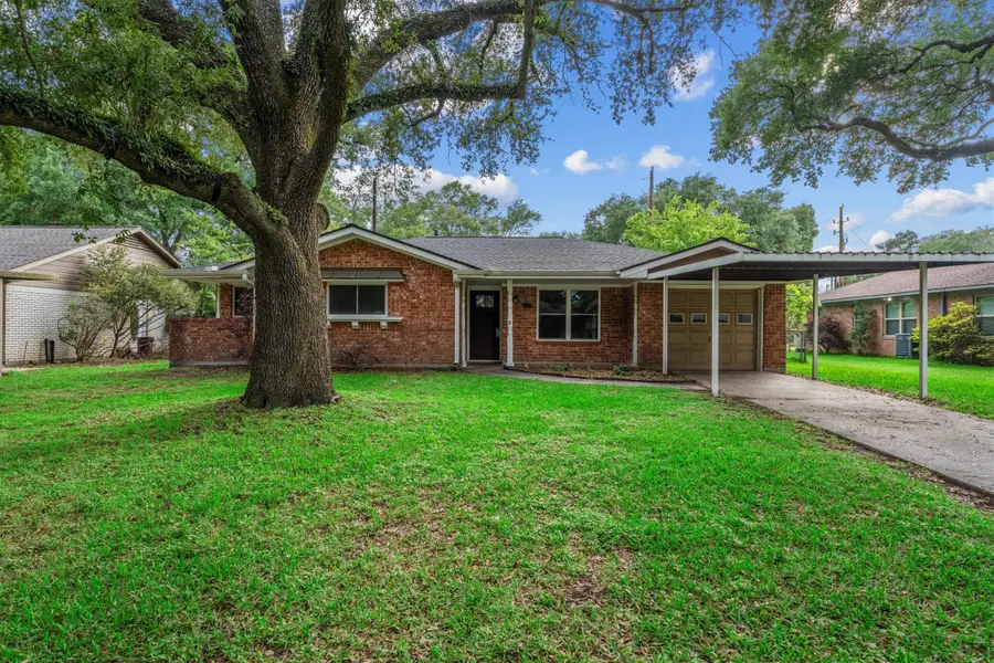 703 Barbara Street, Tomball, TX 77375 - #2