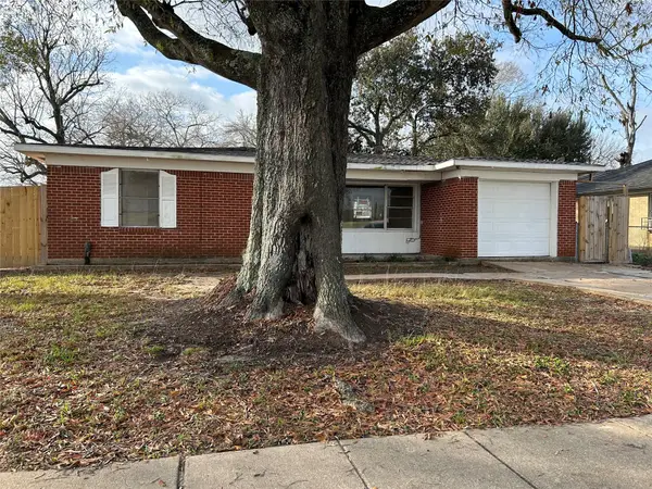 6022 Bellfort Street, Houston, TX 77033