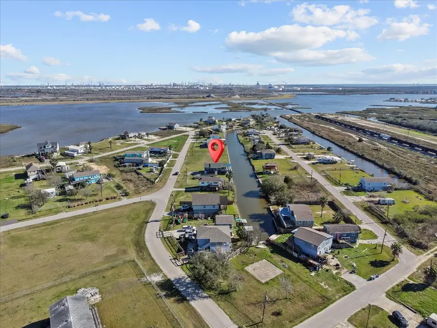 6931 West Holiday Street, Hitchcock, TX 77563 - #3