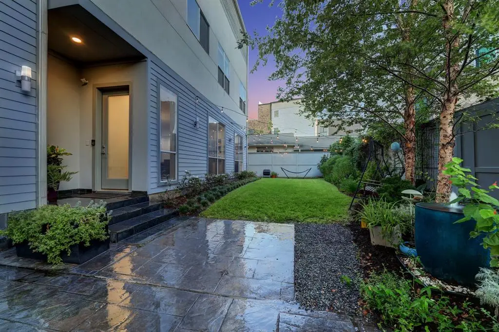 162 Vieux Carre Drive, Houston, TX 77009 - Image #1