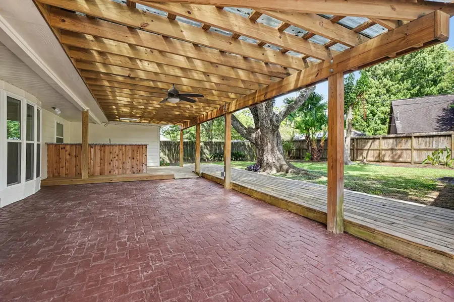 2817 Frostwood Circle, Dickinson, TX 77539 - #2