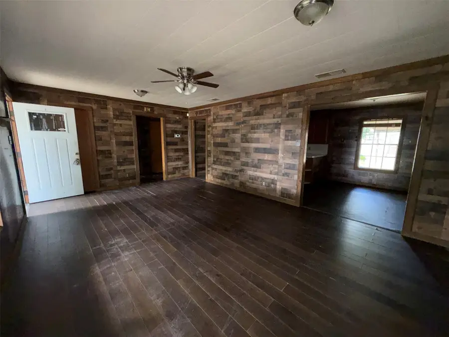 637 S Meyer Street, La Grange, TX 78945 - #3