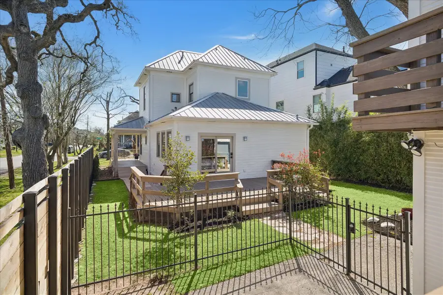 601 W 17th Street, Houston, TX 77008 - #3