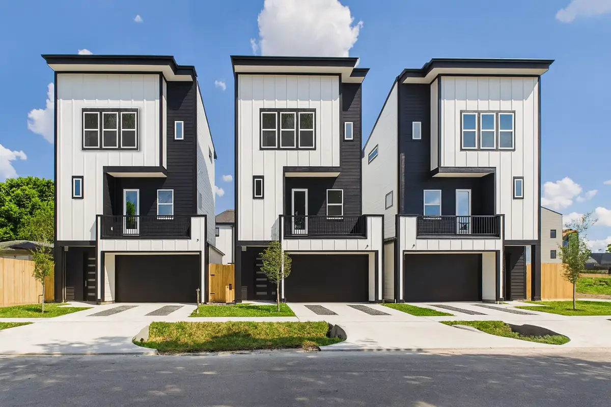 4506 Robertson, Houston, TX 77009 - Image #1