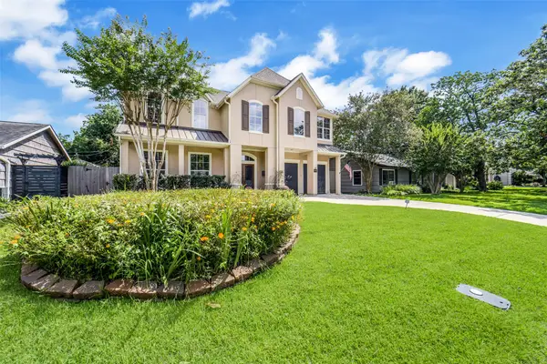 4911 Imperial Street, Bellaire, TX 77401