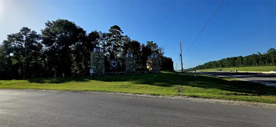 107 Romantic Dreams Ct Court, Huntsville, TX 77340 - #3