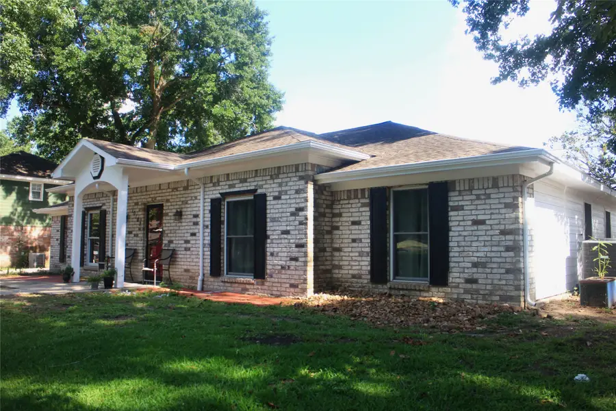 10108 Woodhollow Drive, Conroe, TX 77385 - #3