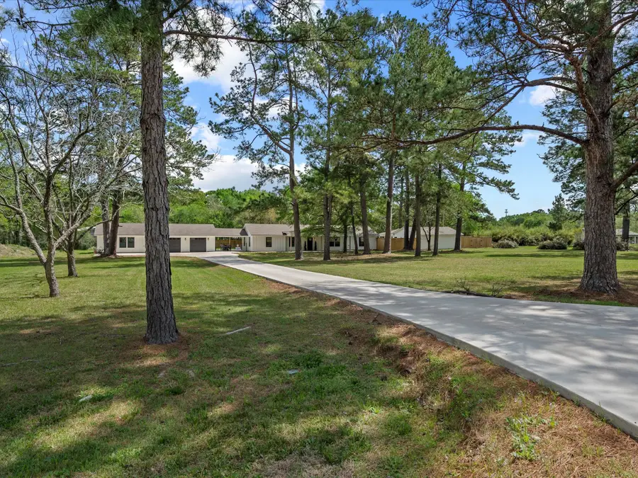 19855 W Lakeshore Drive, Magnolia, TX 77355 - #2