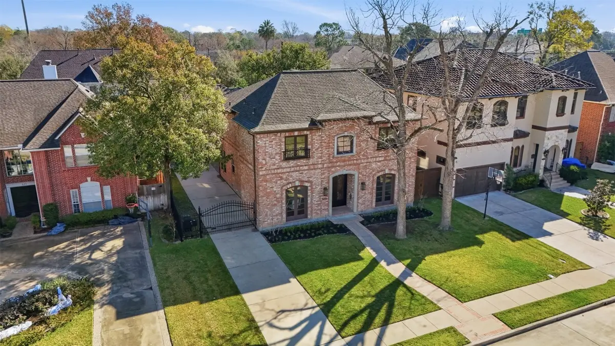 539 Wisteria Street, Bellaire, TX 77401 - #1